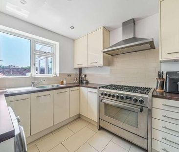 Walnut Tree Road, Shepperton, Surrey, TW17 - Photo 6