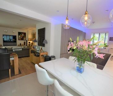 4 Bedroom Detached Available Arranging tenancy - Photo 2