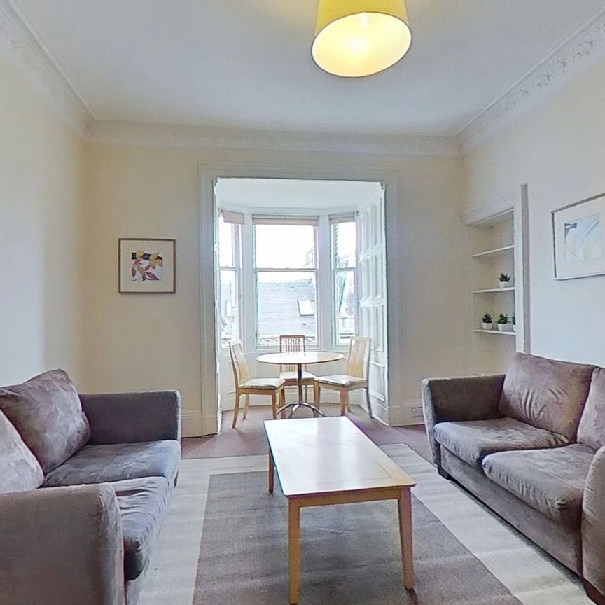 3 bedroom apartment to rent - Photo 1