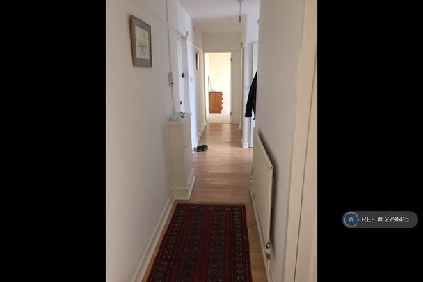 2 bedroom flat to rent - Photo 1