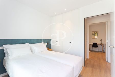Luxury penthouse for rent in Gràcia - Photo 5