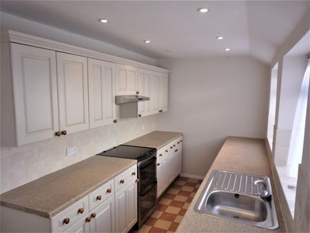 Tugela Road, Chippenham, SN15 - Photo 4