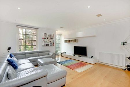 Maresfield Gardens, Hampstead, NW3 - Photo 2