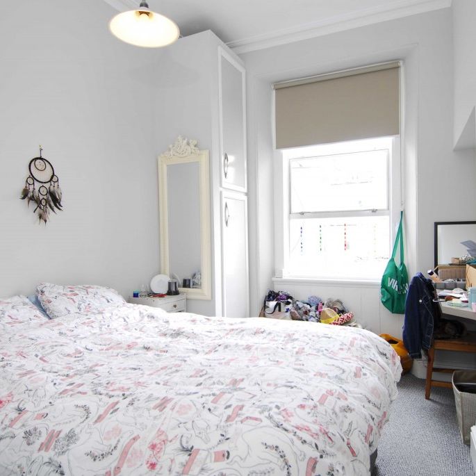 36 Houndiscombe Road, Flat 3 - Photo 1