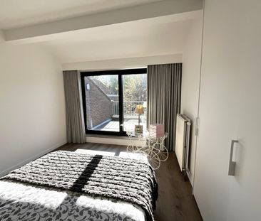 Woning met 3 slaapkamers en kantoor/praktijkruimte - Photo 2