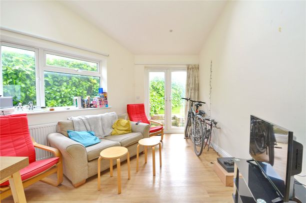 Monks Park Avenue, Horfield - Photo 1