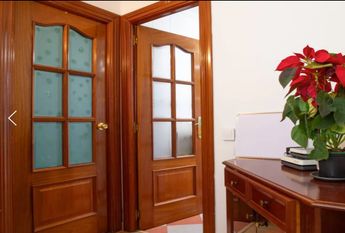 Calle del Jilguero, Madrid, Community of Madrid 28025