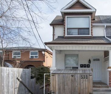 For Lease - 531 Woodbine Avenue Unit# Lower Unit, Toronto, Ontario - Photo 1