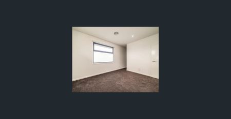 Spacious 4-Bed, 3-Bath Home for Rent in Convenient Burwood East Location - Photo 4