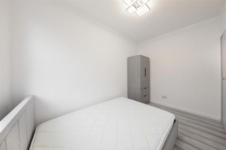 4 bedroom detached house to rent - Photo 5