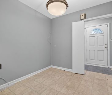 For Lease - 80 Guernsey Drive, Toronto, Ontario - Photo 5