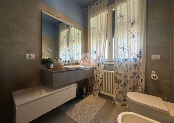 Porzione di bifamiliare in affitto