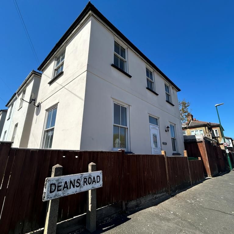 2 bedroom house to rent - Photo 1