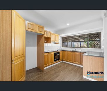 2 Zambesi Street, Riverhills, Qld 4074 - Photo 5