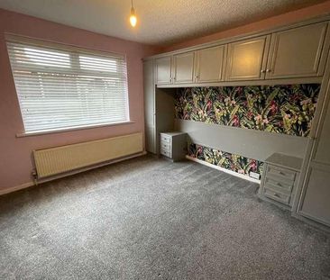 Camberwell Crescent, Wigan, WN2 - Photo 2