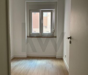 LISBOA, Lisbon - Photo 4