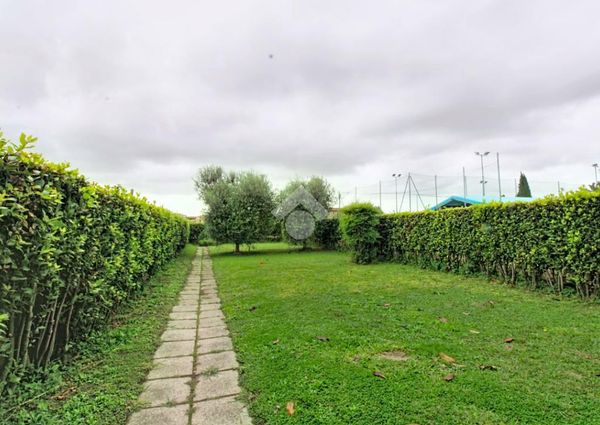 Casa indipendente in affitto