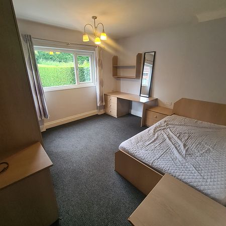 6 Bed - 16 Winston Mount, Headingley, Leeds - LS6 3JY - Student - Photo 2