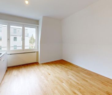 A mouse click to apartment happiness! - Photo 5