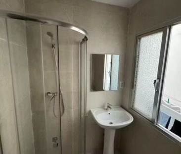 Carrer de Salamanca, Valencia, Valencian Community 46005 - Photo 6