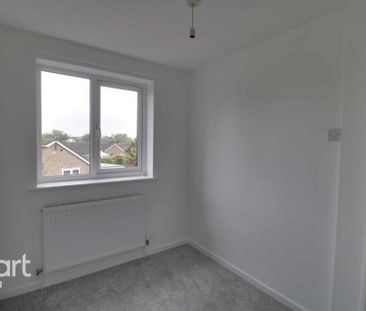 2 bedroom semi-detached house to rent - Photo 3