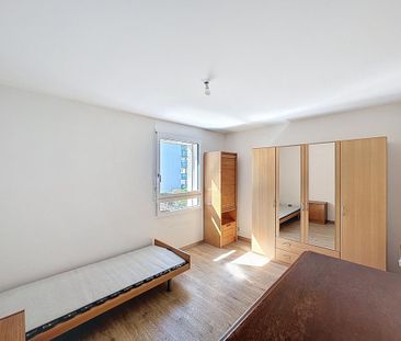 Sion – 3.5 pièces avec balcon et parking intérieur, proche du Ritz - Photo 4