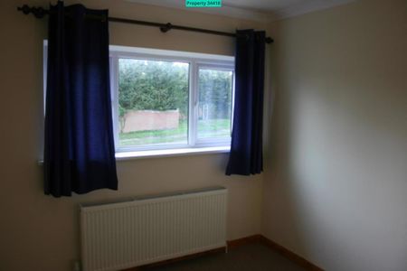 3 bedroom semi-detached house to rent - Photo 5