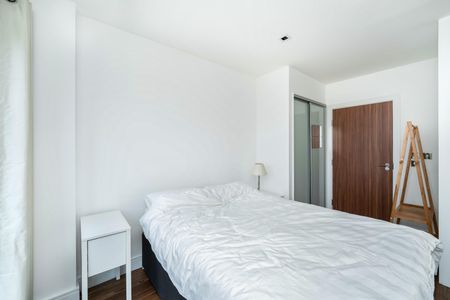 Belgravia House, Dickens Yard, Longfield Avenue, London, W5 2BE - Photo 5