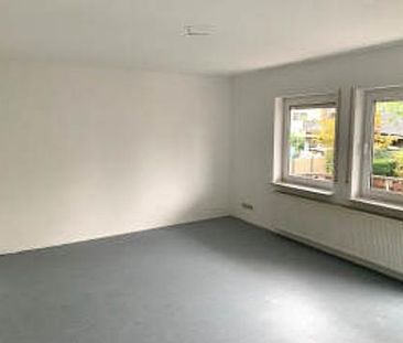 Moderne 3,5 Zimmer-Wohnung mit Balkon in Derschlag - Photo 2