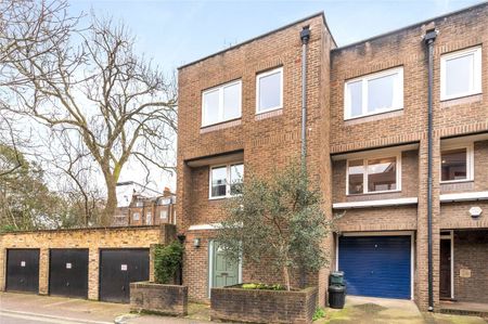 A stunning four bedroom, end of terrace home, set across three floors in a sought after Islington location. - Photo 4