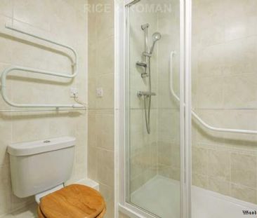 1 bedroom property to rent in Addlestone - Photo 6