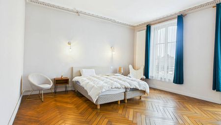 F4 MEUBLE DE QUALITE - 104 M2 - VUE EXCEPTIONNELLE - Photo 4