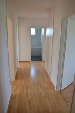 "grosszügige 3.5-Zimmer-Wohnung an ruhiger Lage mit 2 Balkone" - Foto 5