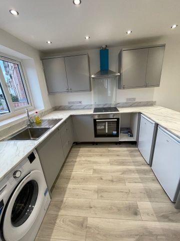 2 Bed Flat, Raleigh Road, BS3 - Photo 5