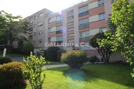 Grand studio avec un balcon de 12m2 - Photo 2