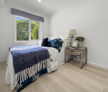 Newly Renovated Garden Apartment - Photo 2