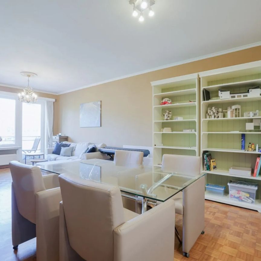 Stijlvol 1 slaapkamer appartement met 2 terrassen, kelder en garagebox - Foto 1