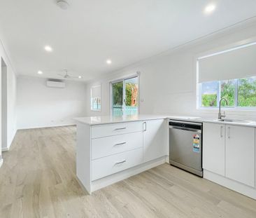 Brand New 2-Bedroom Cabin with Leafy Outlook & Private Access - Photo 5