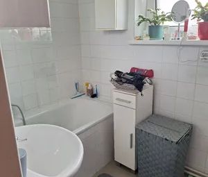 Gemeinde Wohnung mit Balkon, Direktvergabe 1230 - Photo 2