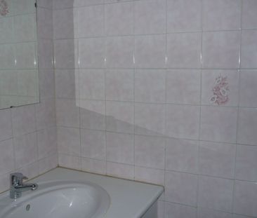 Location Appartement P2 Nimes - Photo 5