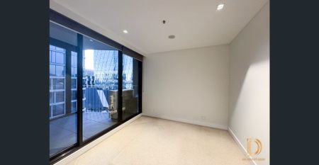 Prime Location - 2bed apartment in M Docklands - Photo 2