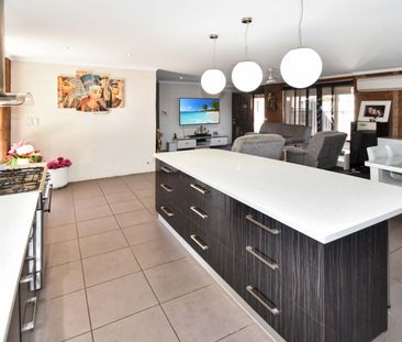 4 Bedroom Property in Desirable Hillside Gardens - Photo 3