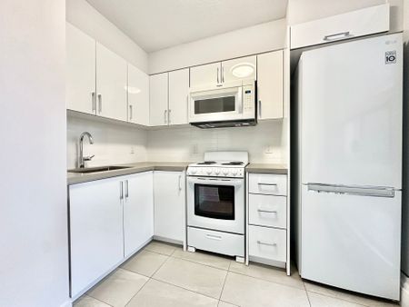 For Lease - 33 Isabella Street Unit# 701, Toronto, Ontario - Photo 5