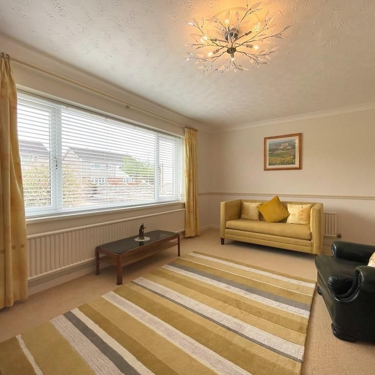 3 bedroom semi-detached house to rent - Photo 1