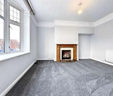 Bank Chambers, Penn Hill, Bh, Fully Refurbished Apartment, BH14 - Photo 4