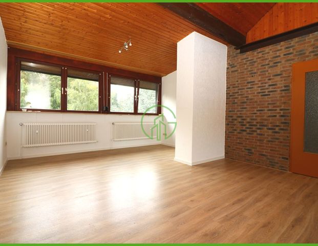 Wohnoase im Dachgeschoss. Bezugsfertige 3-/4-Zimmer-Wohnung mit 100 m² und Garage. - Foto 1