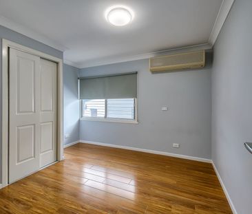 Room 3 - 4 Abingdon Street, Woolloongabba, Qld 4102 - Photo 1