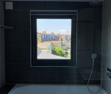 Room in a Shared House, Crabtree Lane, SW6 - Photo 3