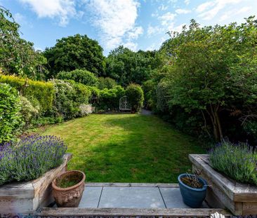 4 bedroom detached house to rent - Photo 6