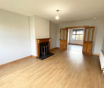 36 The Moatlands, Ballyhalbert, Newtownards, BT22 1TH - Photo 2
